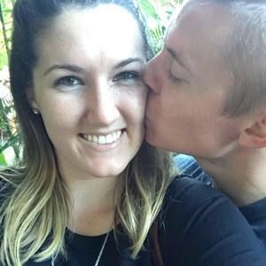 Meet your Posher, Brenna